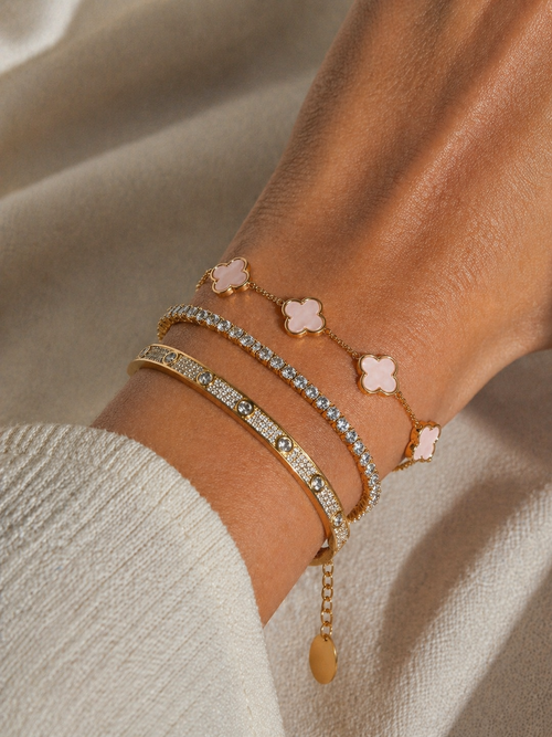 Armbänder