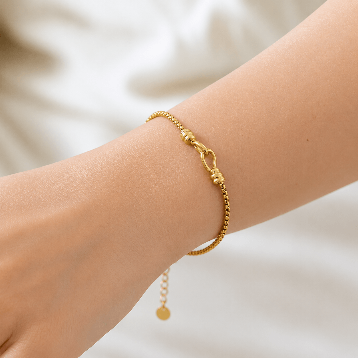 Golden Knot Bracelet 14K Gold Plated