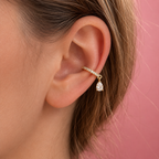 Golden Teardrop Ear Cuff 14K vergoldet