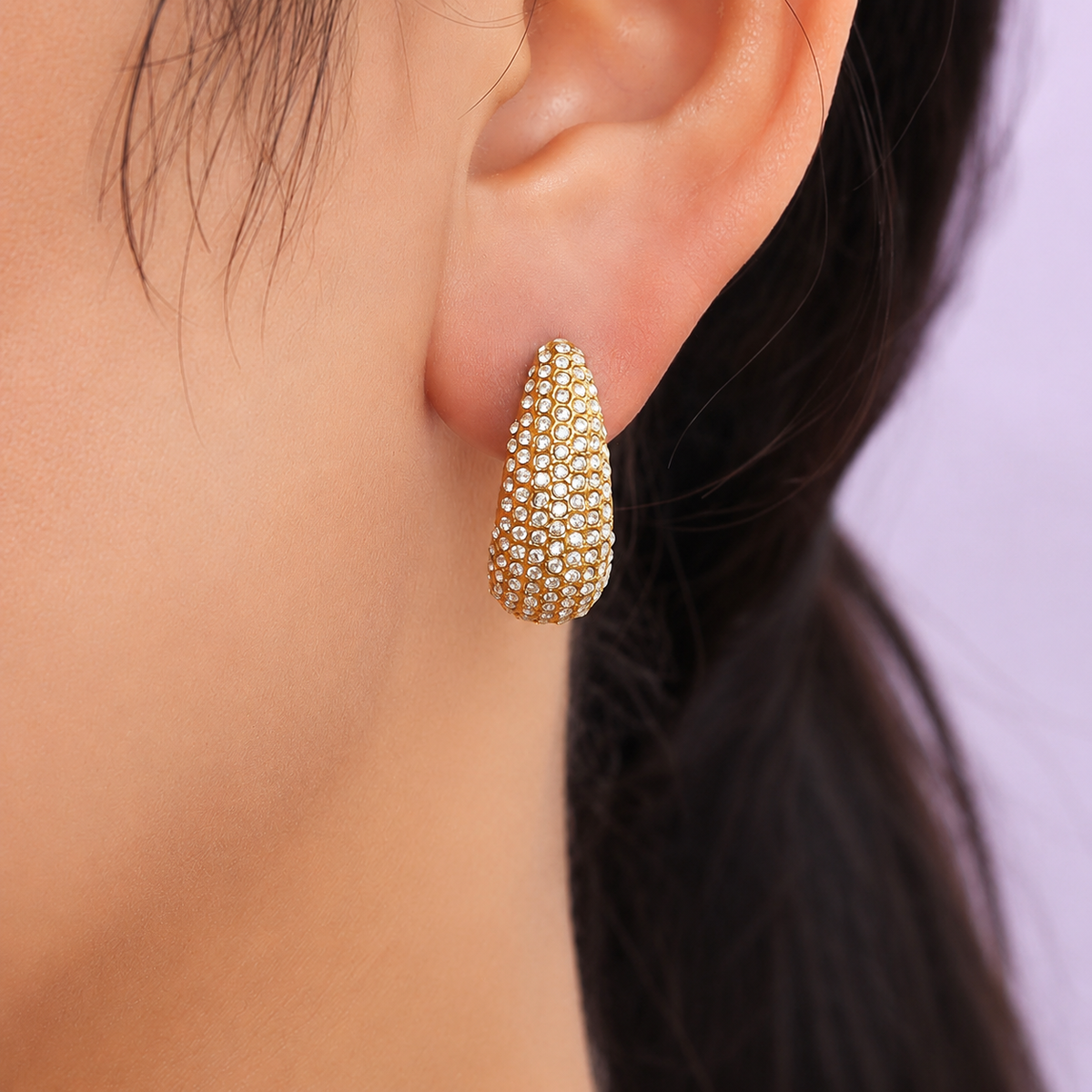 Pavé Glow Ohrstecker – 14K vergoldet