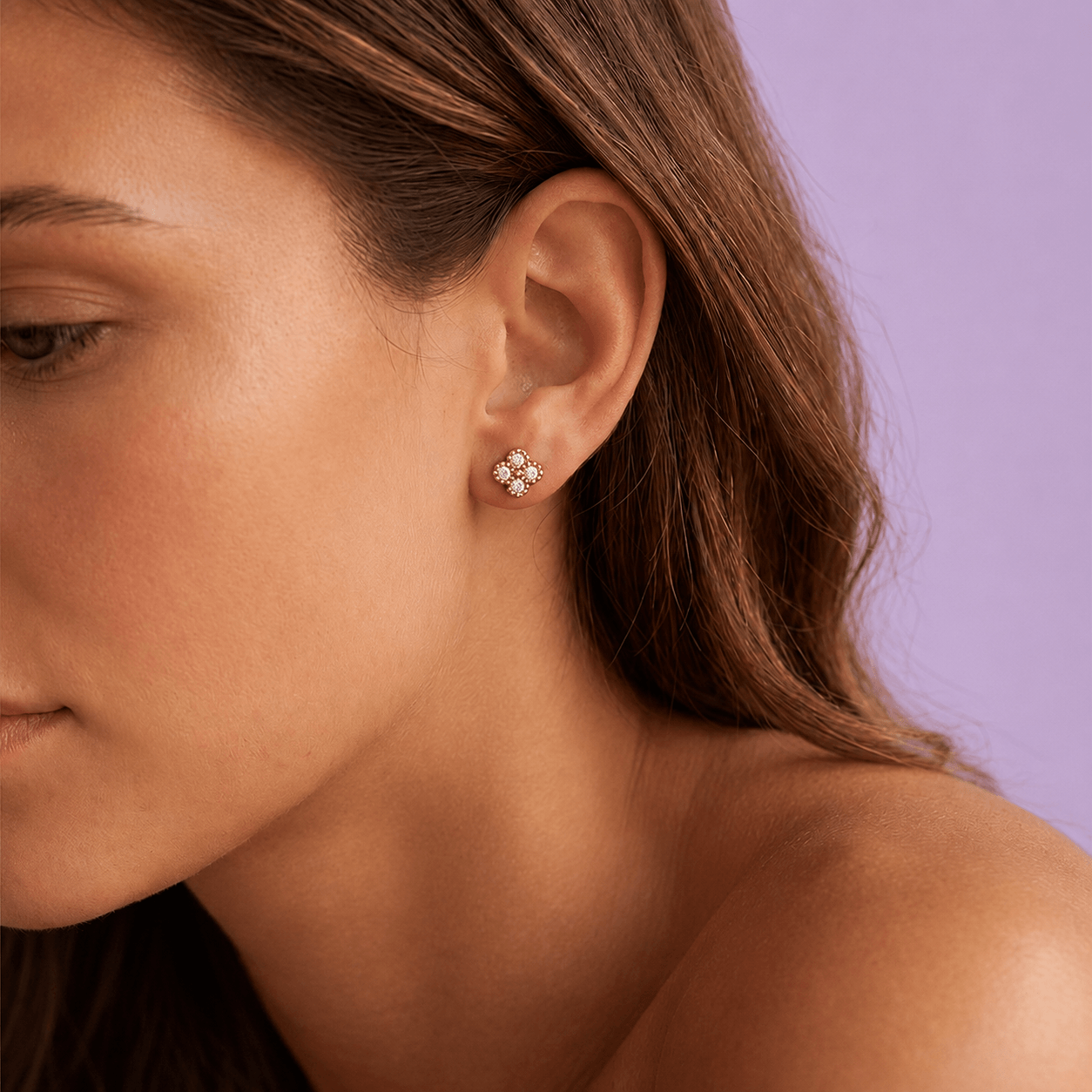Pavé Clover Studs 14K Vergoldet