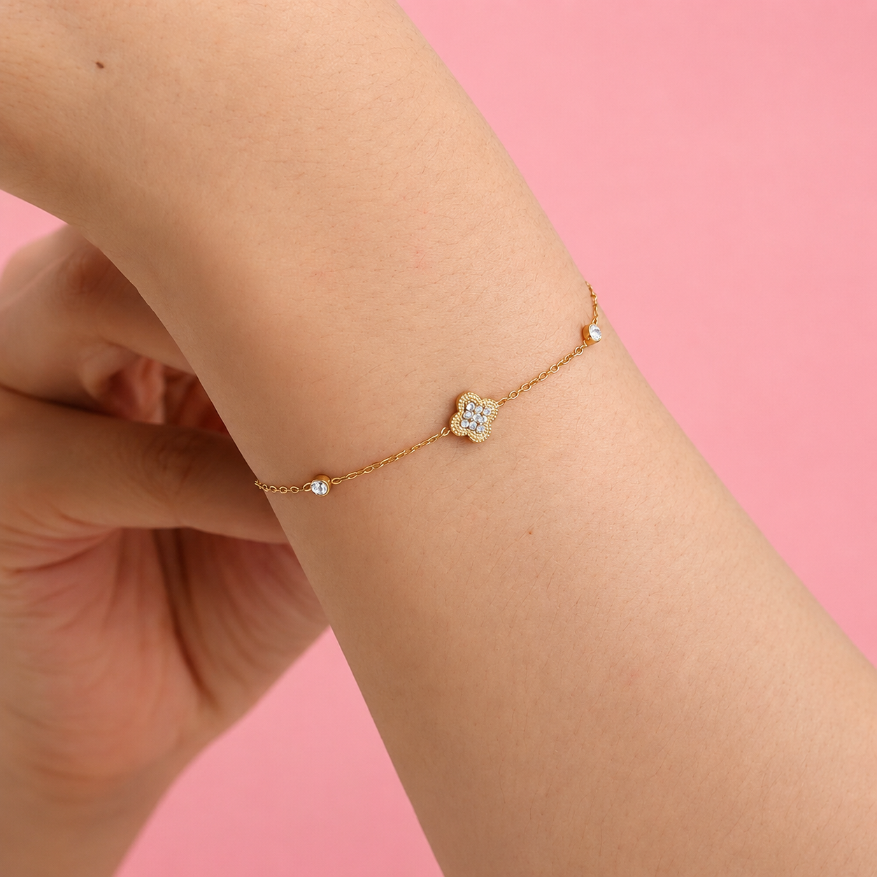 Aurora Clover Bracelet 14K vergoldet