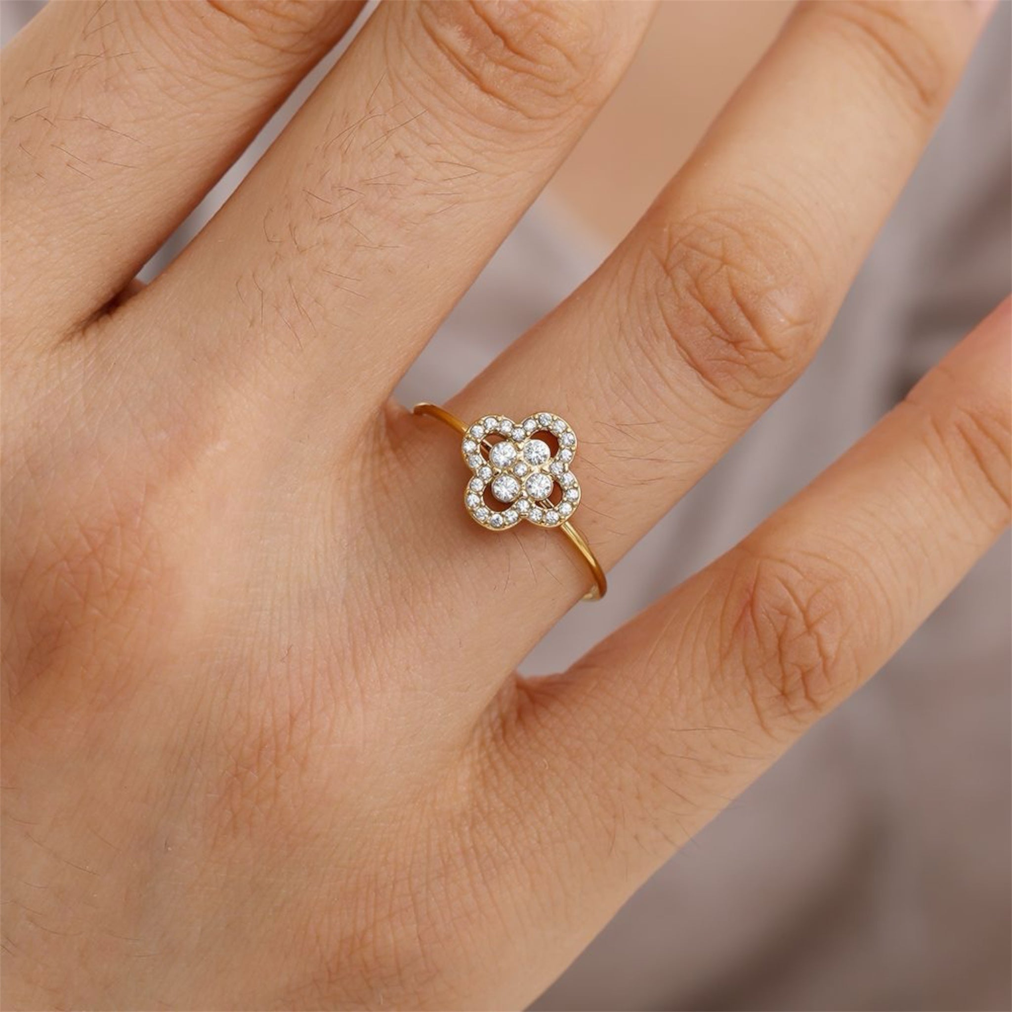 Pave Flower Ring 14K Vergoldet