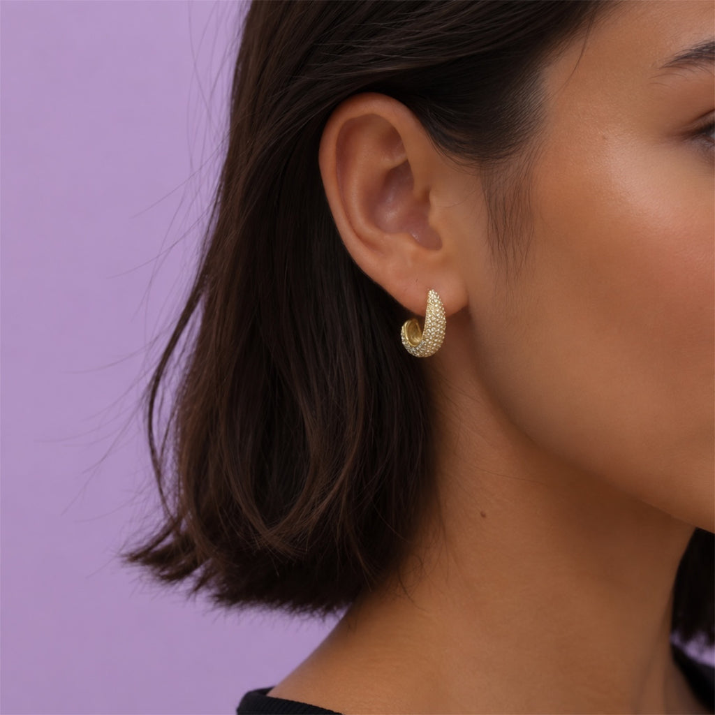 Pavé Glow Ohrstecker – 14K vergoldet